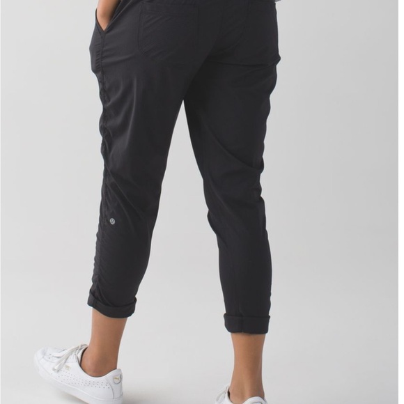 74. RARE Lululemon Street To Studio Pant black *Unlined 4 - Picture 8 of 10